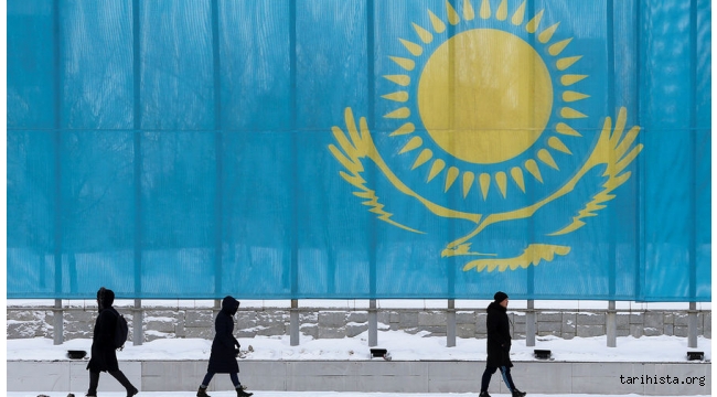 Kazakistan tabelalardan Rusça ifadeleri kaldırıyor