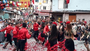 Bir başkadır bizim Çingenelerimiz...