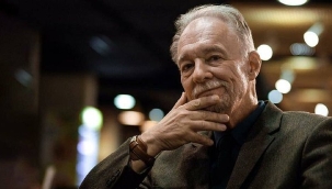 Teoman Duralı: Payidar bir deniz feneri