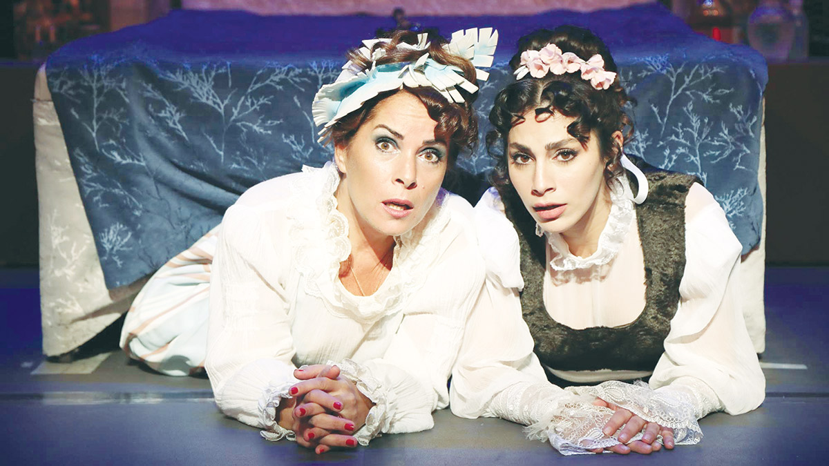 Açıkhavada tiyatro keyfi gün sayıyor