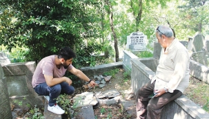 Kayıp bohem yazarı bulan bir edebiyat dedektifi