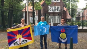Uygur Türkü, Tibetli ve Moğol aktivistler, Çin'i protesto etti