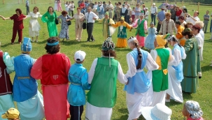 Yakut Türklerinden dünya şiirine bir armağan
