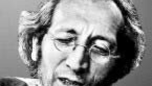 Bekir Fuat Yazdı: Kitapların arasında