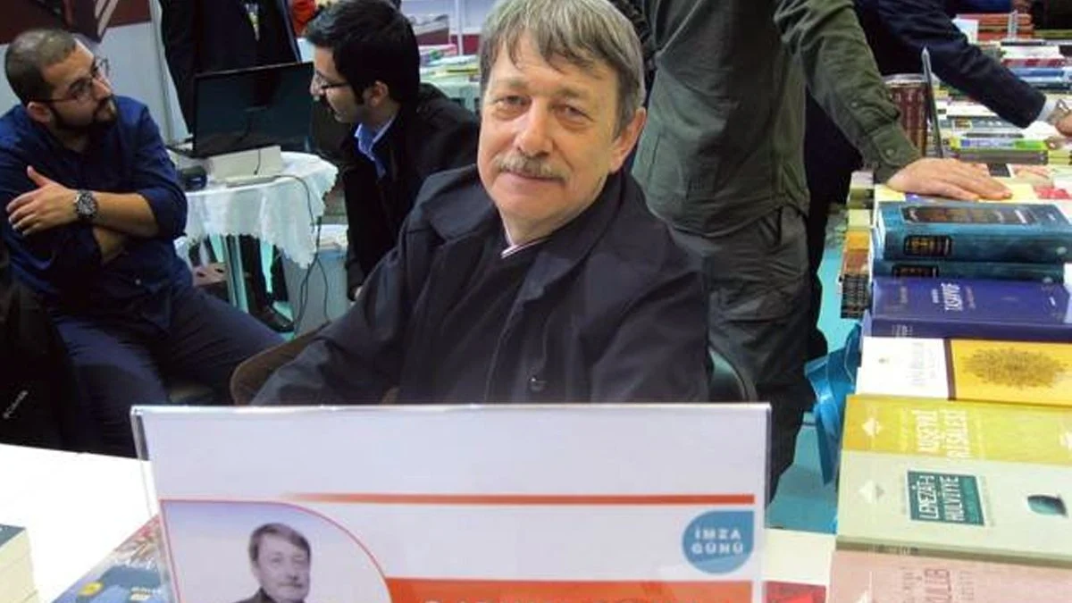 12 Eylül romanlarının yazarı Adnan Şenel'e veda