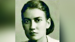 Fevziye Abdullah Tansel: 'Ay dolanır günler geçer'