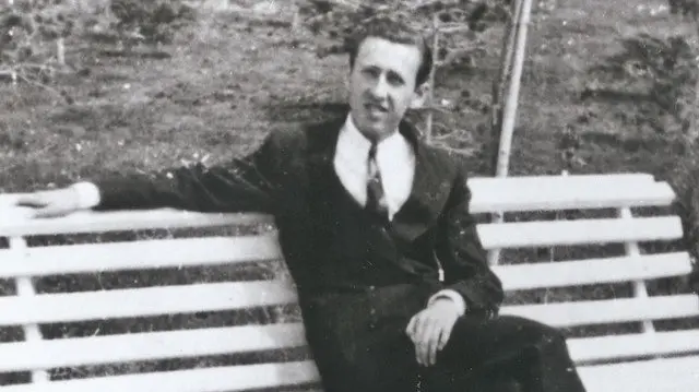 Orhan Veli / Garip Hareketi