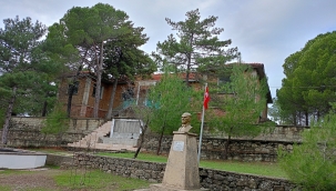 Adatepe Köyü ve Zeus Altarı