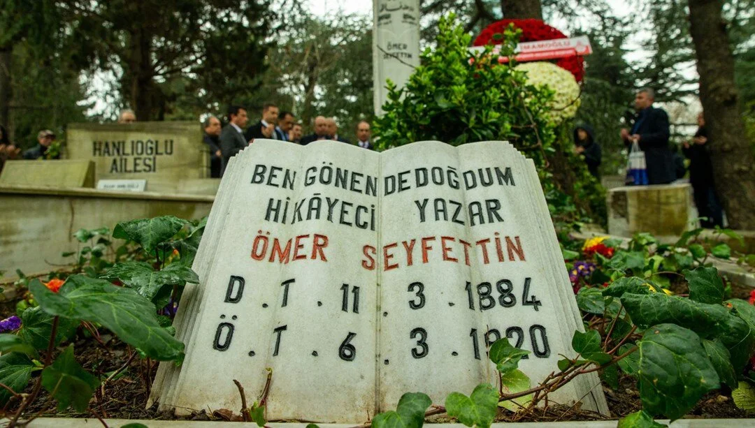 Ömer Seyfettin: Türk Edebiyatının Öncüsü