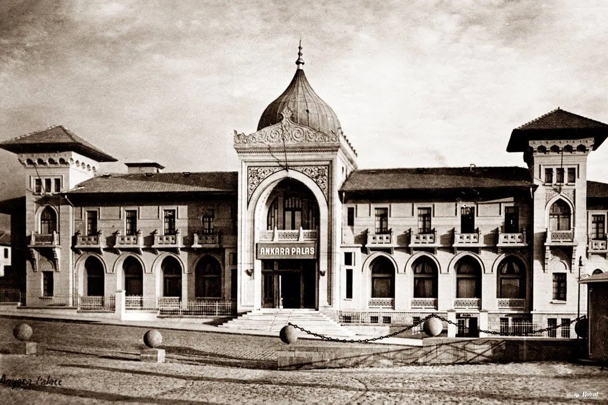 Doğu'dan Batı'ya açılan pencere: Ankara Palas artık müze