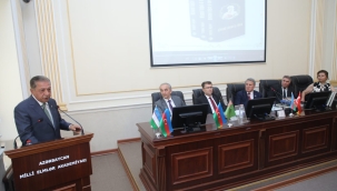 Cavanşir Feyziyev Kaşğari irsinin fədakar araşdırıcısı Ramiz Əsgəri hörmətlə yad etdi