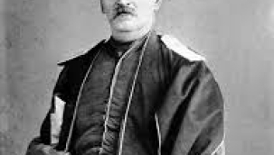 Türk filozofu Mirza Fatali 