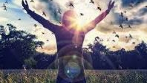 ARZU KUREYŞİ YAZDI: YAŞIYORUM