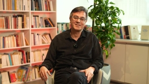 'Boz yer ile gök atlasın arasında…'