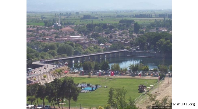 Adala ve değirmenler