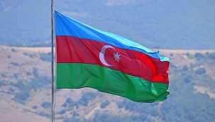 Azerbaycan bağımsızlığının 34. yıl dönümünü kutluyor