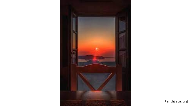 HAKAN ÖZŞANLI YAZDI: SABAHA AÇILAN PENCERELER