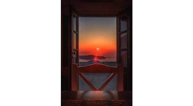 HAKAN ÖZŞANLI YAZDI: SABAHA AÇILAN PENCERELER