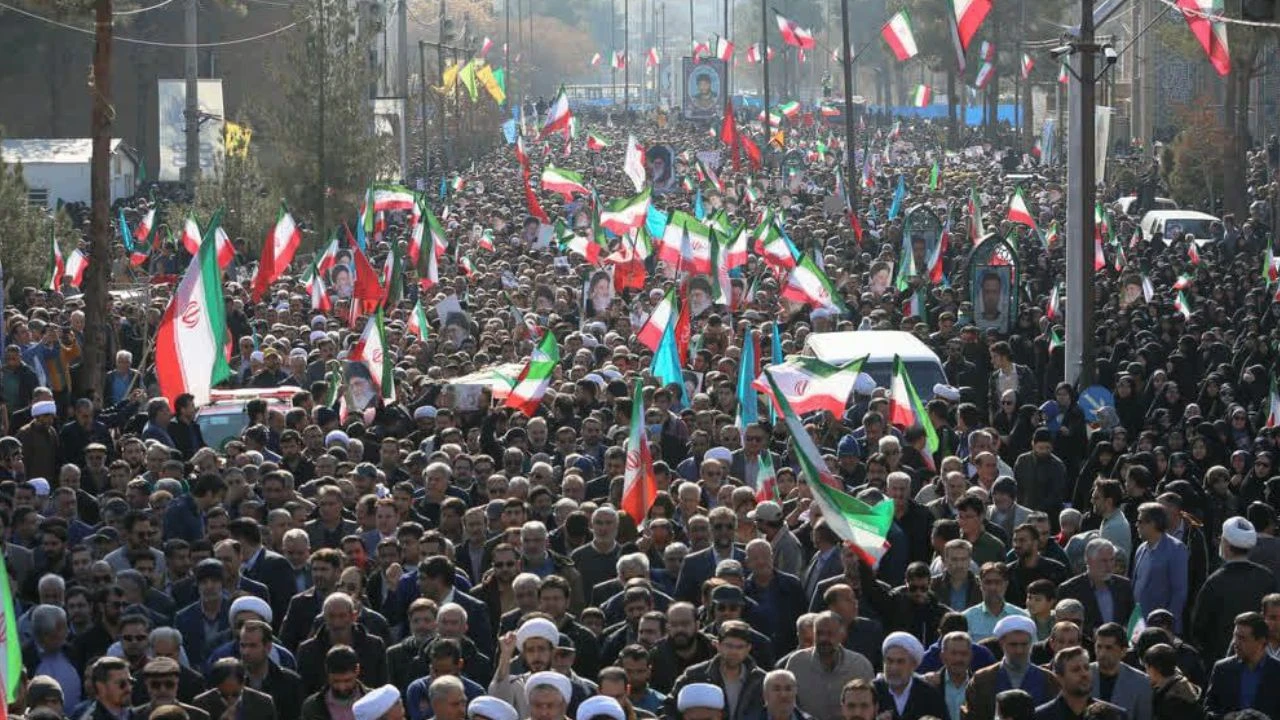 İran'da Olası Bir Rejim Değişikliği Senaryoları