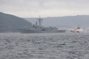 ABD savaş gemisi Çanakkale Boğazı'ndan geçti