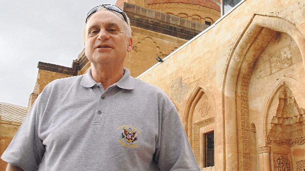 ABD'li büyükelçi Ağrı'ya tırmanıyor