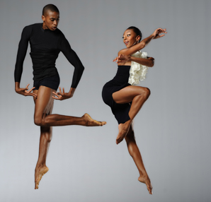 Akbank Sanat'ta sahne dansçıların!