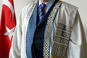 Böyle rektör görülmedi