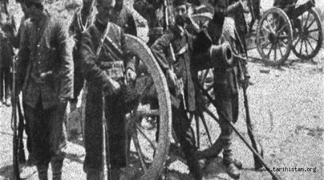 Ermeniler Van'ı İşgal Ederek Ruslara Teslim Ettiler (1915)
