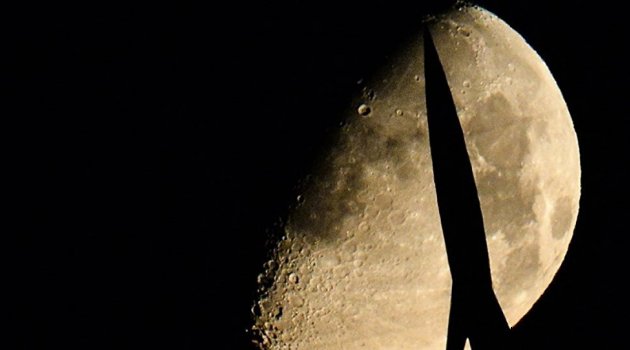Japon bilim insanları Ay'da 50 kilometrelik mağara buldu