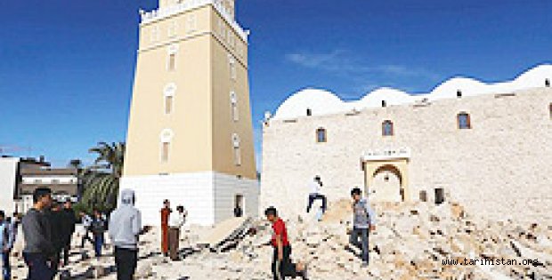Libya'da Osmanlı türbesine saldırı