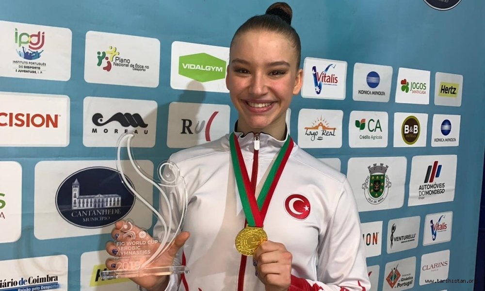 Manisa Büyükşehir'in Altın Kızı Dünya Kupası Şampiyonu Oldu
