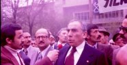 A. Yağmur Tunalı Hocamız tarihi "1978 ERZURUM YÜRÜYÜŞÜ"nü yazdı.