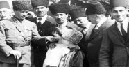 Atatürk'ün çocuklarla fotoğrafları