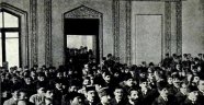 Azerbaycan'da Cumhuriyetin 102. yıl dönümü kutlanıyor.