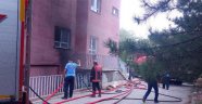 Başkent'te öğrenci pansiyonunda yangın paniği 
