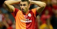 Burak Yılmaz gidiyor Demba Ba geliyor