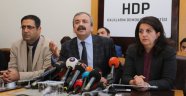 HDP Heyeti, Kürt Sorunu Diye Bir Şey Olmadığını Öcalan'a Haber Vermek Üzere İmralı'ya Gidiyor...