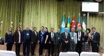 Kazakistanda sempozyum - Dünya Türkləri Yenidən Bir Arada