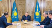 Nursultan Nazarbayev Türk Konseyi Genel Sekreteri Baghdad Amreyev'le görüştü