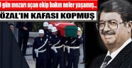 Özal'ın kafası kopmuş