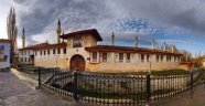 Qırım Hanlarınıñ Sarayı – Hansaray