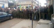 Suriyeli Kürtler, PYD'yi Protesto Etti