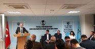 Türk Ocakları Manisa Şehzadeler Şubesinde "Vatandaş ve Hukuk" konuşuldu.