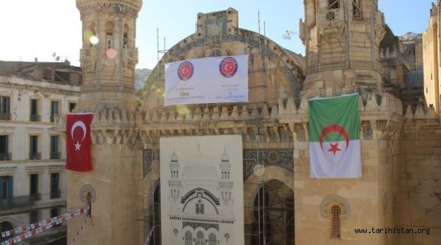 TİKA Cezayir'in "bağımsızlık sembolü" camiyi restore ediyo