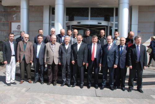 Yazarlar Zirve Şehirde