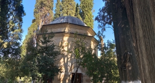 Hamza Baba Türbesi